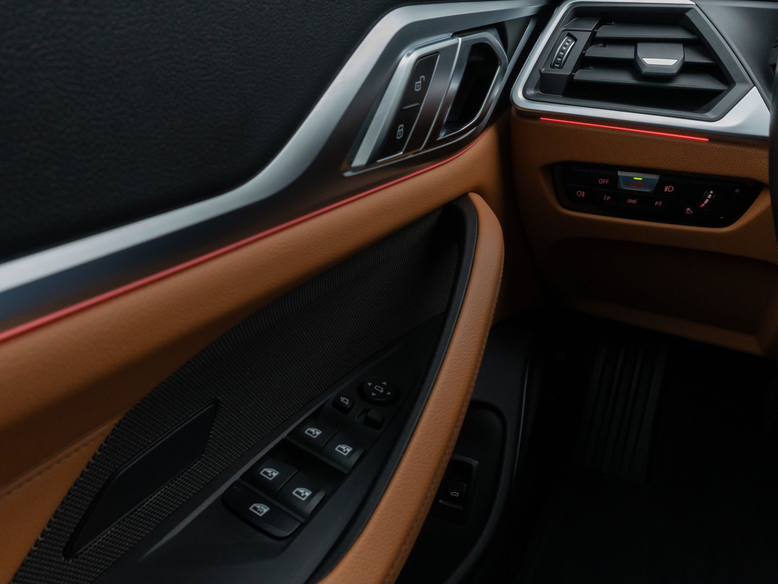 Fahrzeugabbildung BMW i4 eDrive40 Gran Coupé Kamera HUD DAB H/K Komfor