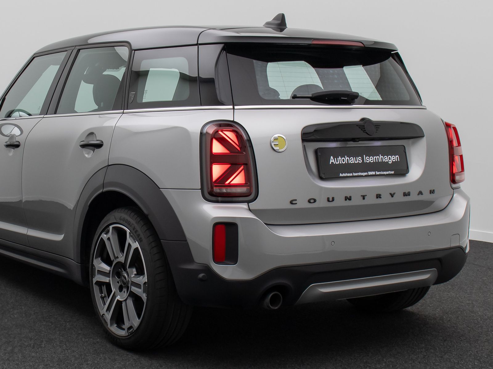 Fahrzeugabbildung MINI Countryman SE (Cooper)  ALL4 HUD Kamera H/K Voll