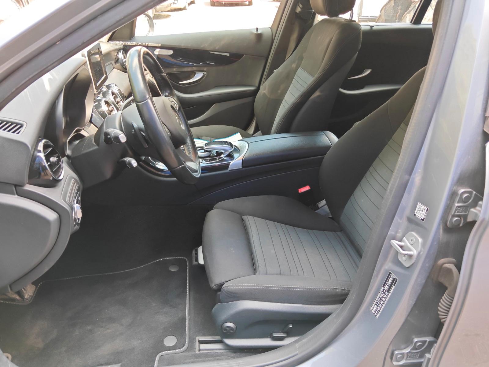 Mercedes-Benz C200 2015 — photo 7