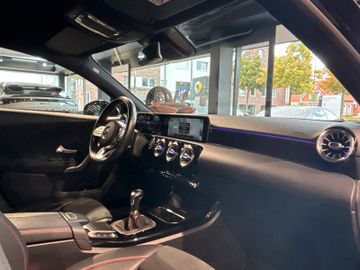 Mercedes A 180 - 12
