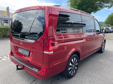 Mercedes V 220 - 5