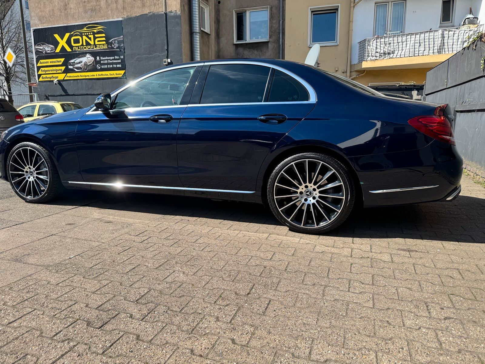 MERCEDES-BENZ Auto Mercedes  Benz E350 gepflegter Zustand