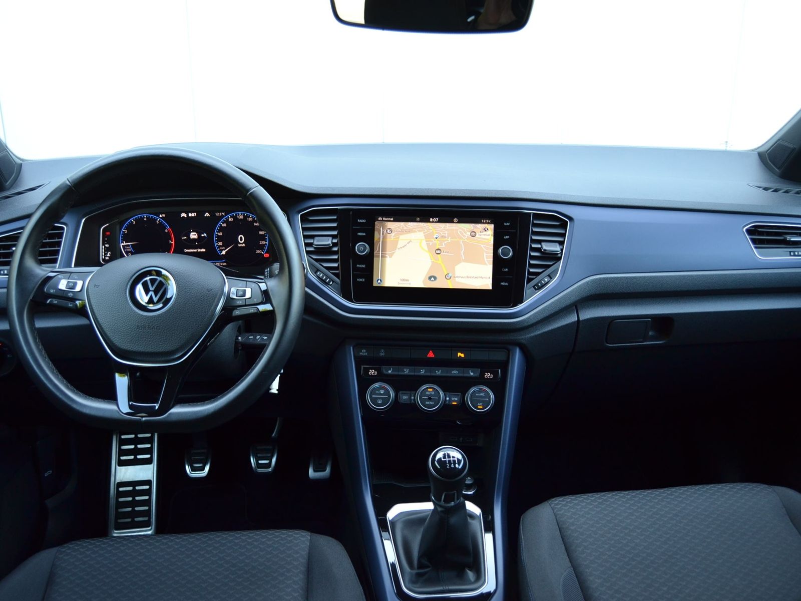 T-Roc 1.0 TSI United PLUS-PAKET/AHK/18-ZOLL/LED/