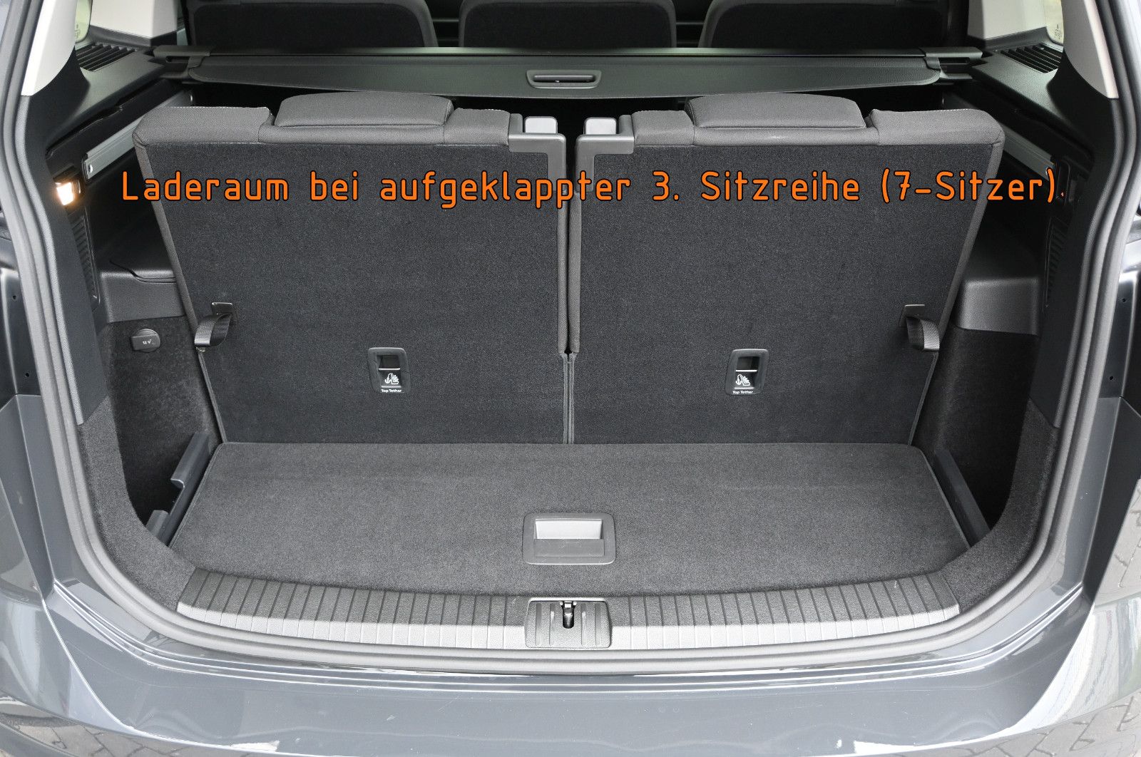 Fahrzeugabbildung Volkswagen Touran 2.0 TDI °UVP61.090€°ACC°AHK°DYN°PANO°SHZG