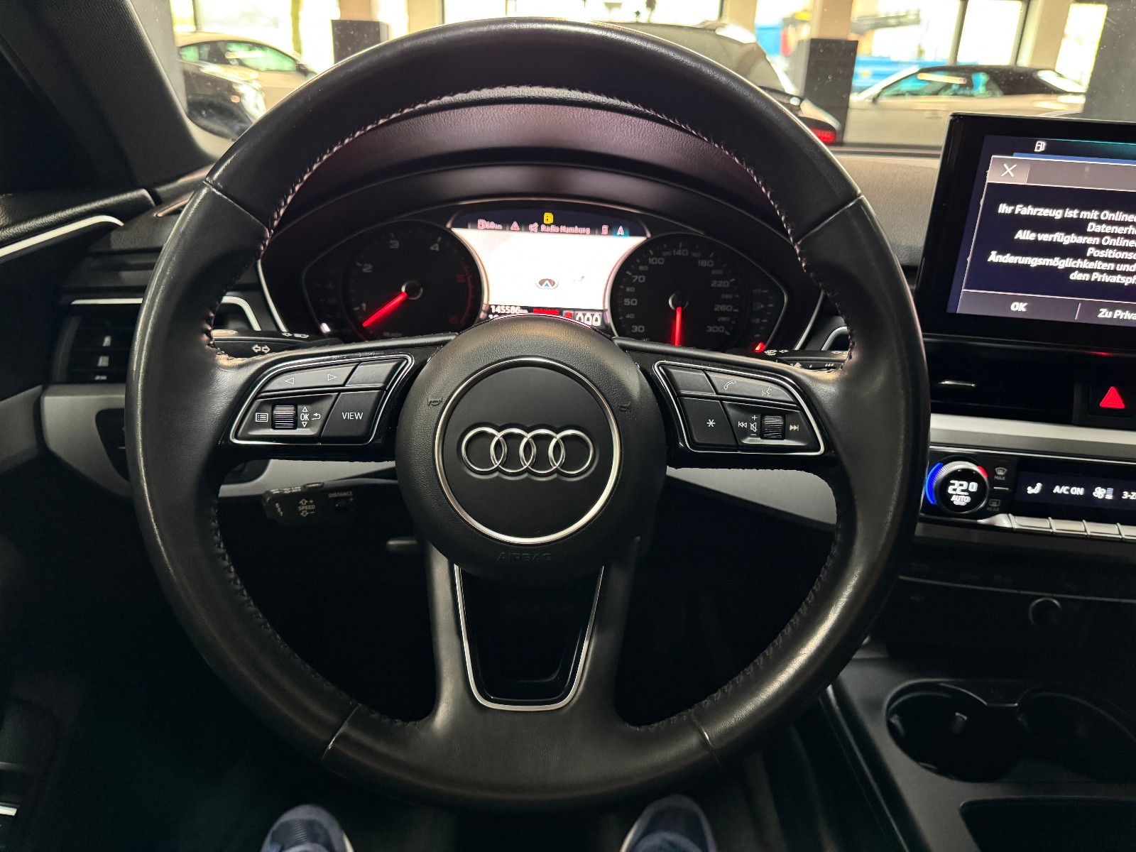 Fahrzeugabbildung Audi A4 45 TDI QUATTRO 2X S-LINE BLACK EDITION 19´RS