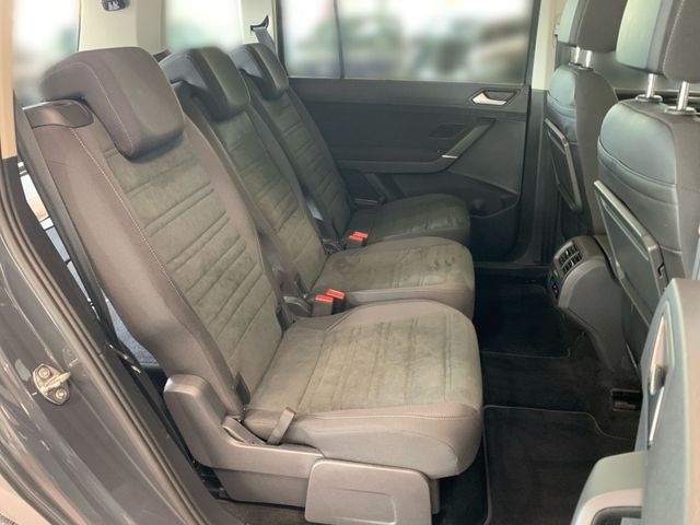Touran 1.5 TSI COMFORTLINE 7-SITZE +KAMERA+PANO+
