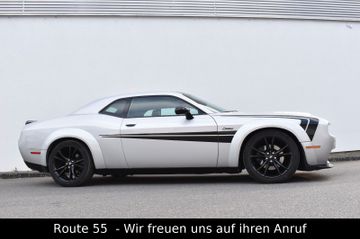 Dodge Challenger - 5
