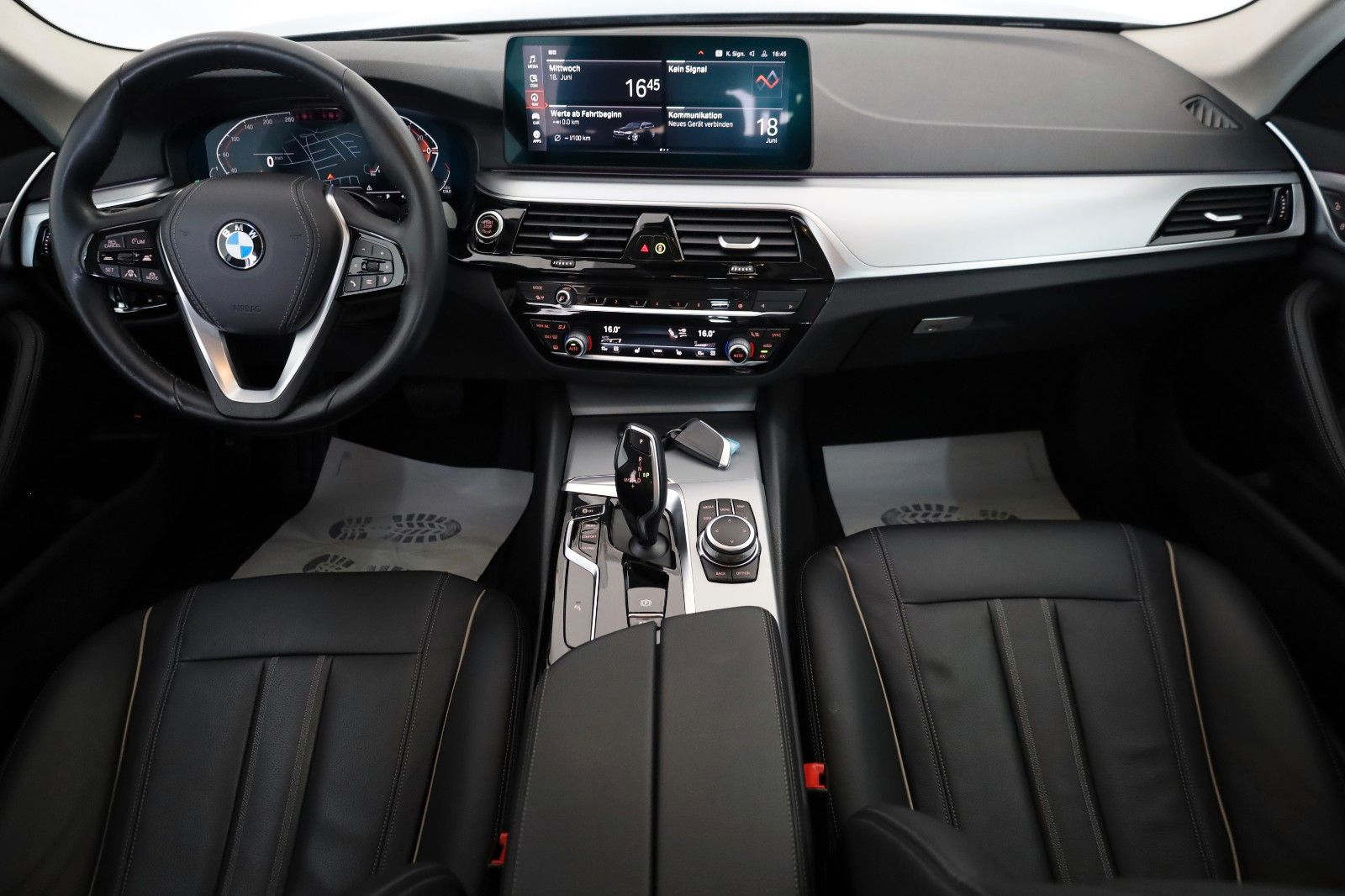Fahrzeugabbildung BMW 530 d xDrive, Leder,Navi,LED,SH,HUD,Kamera