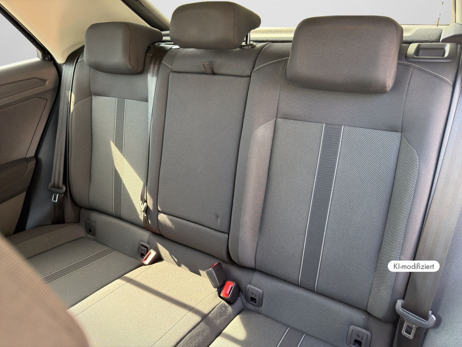 Volkswagen T-Roc - Bild 15