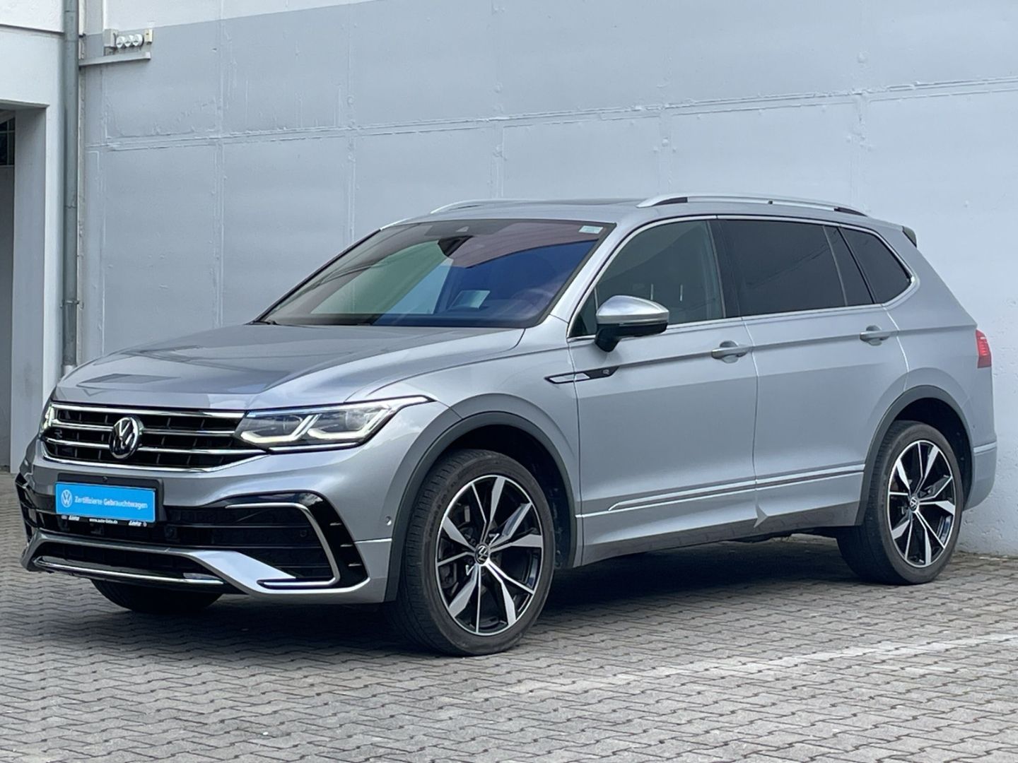 Tiguan Allspace 2.0 TDI R-Line 4Motion AHK/Pano 