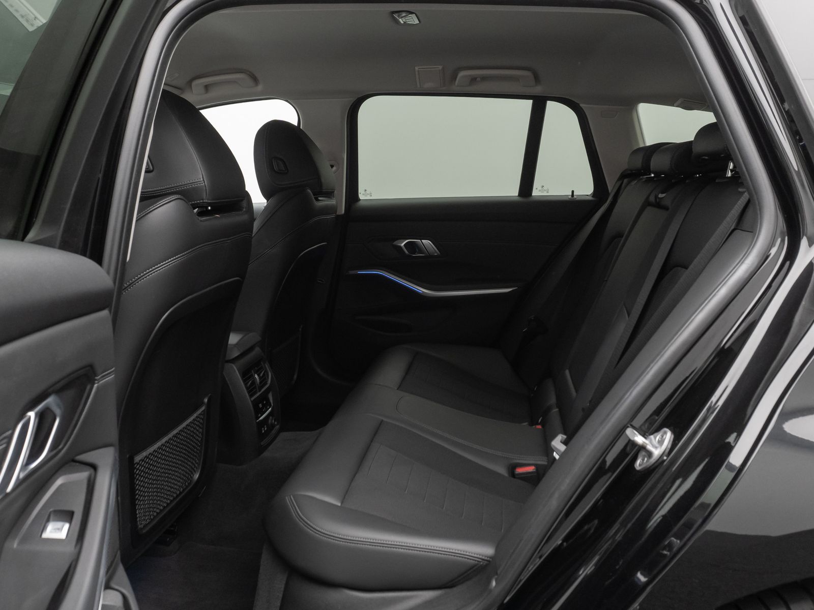 Fahrzeugabbildung BMW 330d xD SportLine Kamera CockPit+HUD Lordos LED