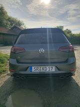 Volkswagen Golf 7,5 R 4MOTION 300PS Performance Dynaudio  - Volkswagen Golf: 4.5