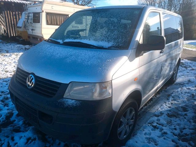 Volkswagen VW T5 Transporter 2.5 TDI Caravelle