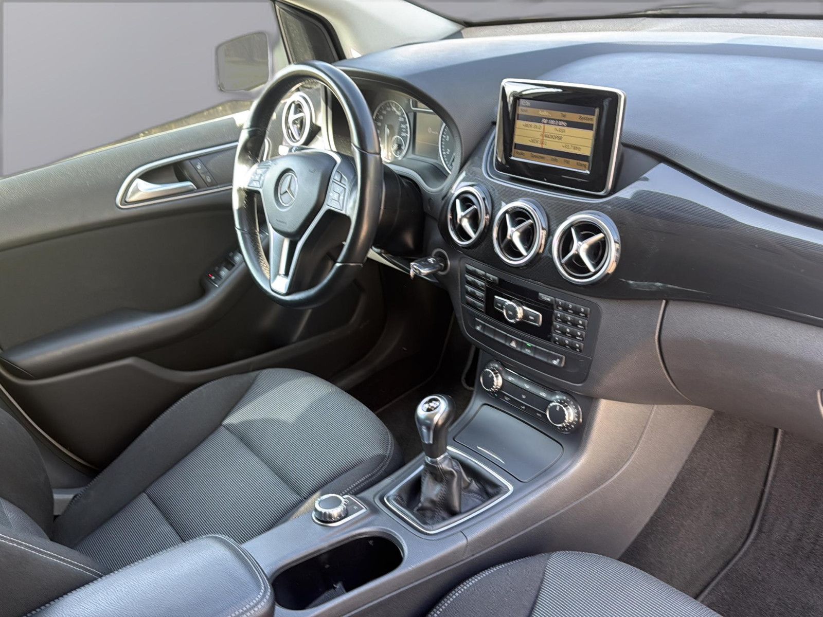 Fahrzeugabbildung Mercedes-Benz B 180 im Kundenauftr./ Top gepflegt