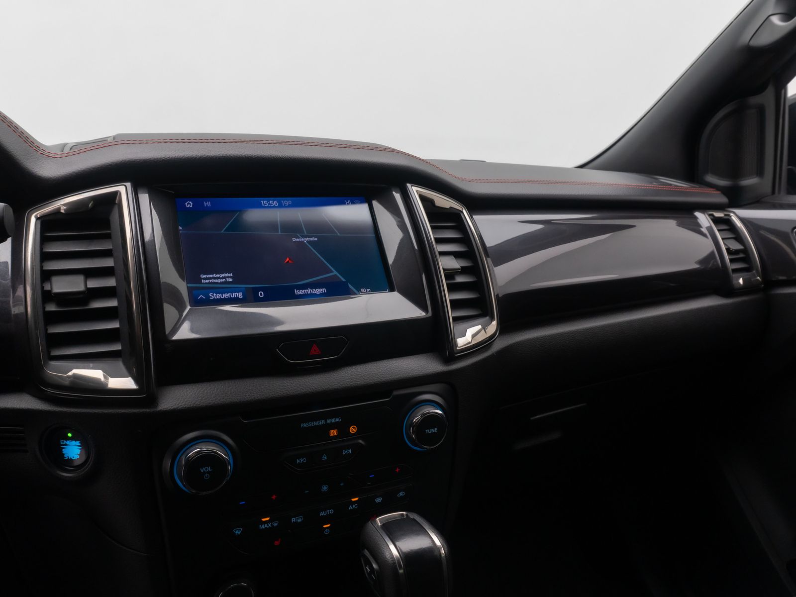 Fahrzeugabbildung Ford Ranger Wildtrak Doppelkabine 4x4 Thunder