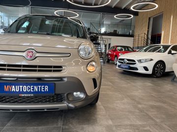 Fiat 500L Trekking *PANORAMAGLASDACH*NAVI*VOLLLEDER*