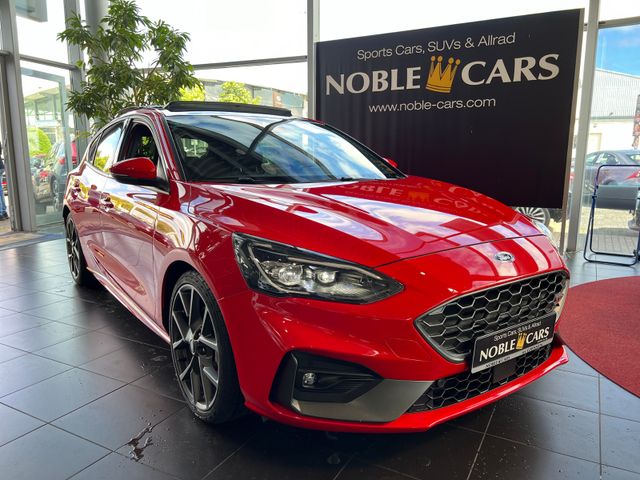 Ford Focus Lim. ST PANO B&O AHK LED