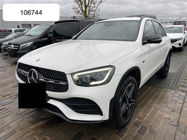 Mercedes-Benz GLC 300 de 4M 2x AMG Line Multib VirtCockp 360K.