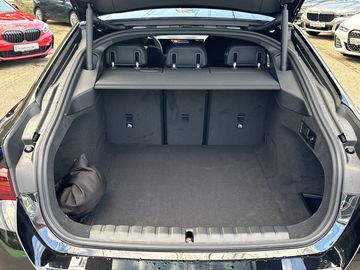 BMW i4 xDrive40 M Sportpaket HK HiFi DAB LED RFK