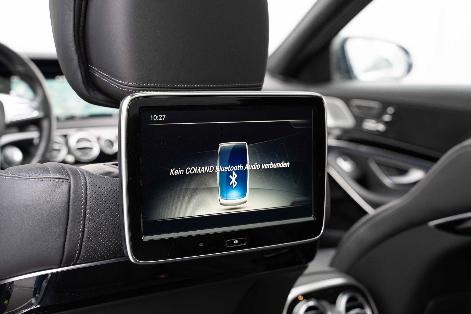 Fahrzeugabbildung Mercedes-Benz S 63 AMG L 4MATIC BURM PANO HUD LED DVD 360°