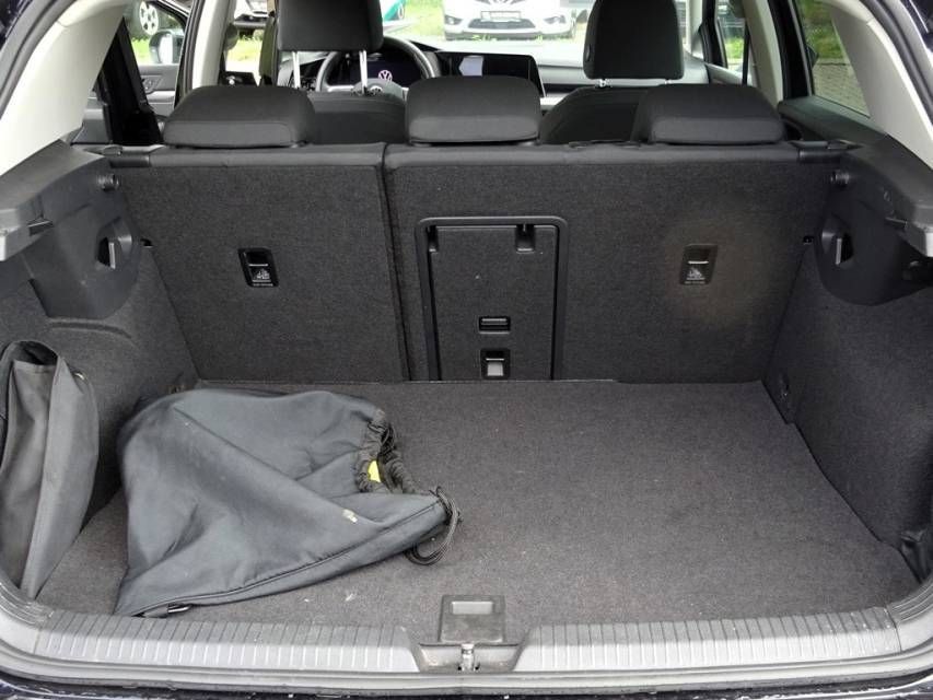 Fahrzeugabbildung Volkswagen Golf VIII 1.4 eHybrid Style