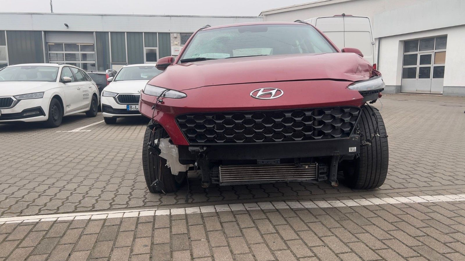 Fahrzeugabbildung Hyundai Kona Trend Mild-Hybrid 2WD*KLima*NAV*Unfall
