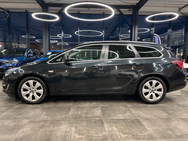 MYAUTOCENTER – Gebraucht- und Jahreswagen mit Werkstattservice in Pfaffenhofen Opel Astra J Sports Tourer Exklusiv *2. Hand*Kamera*