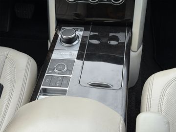 Land-Rover Range Rover - 12