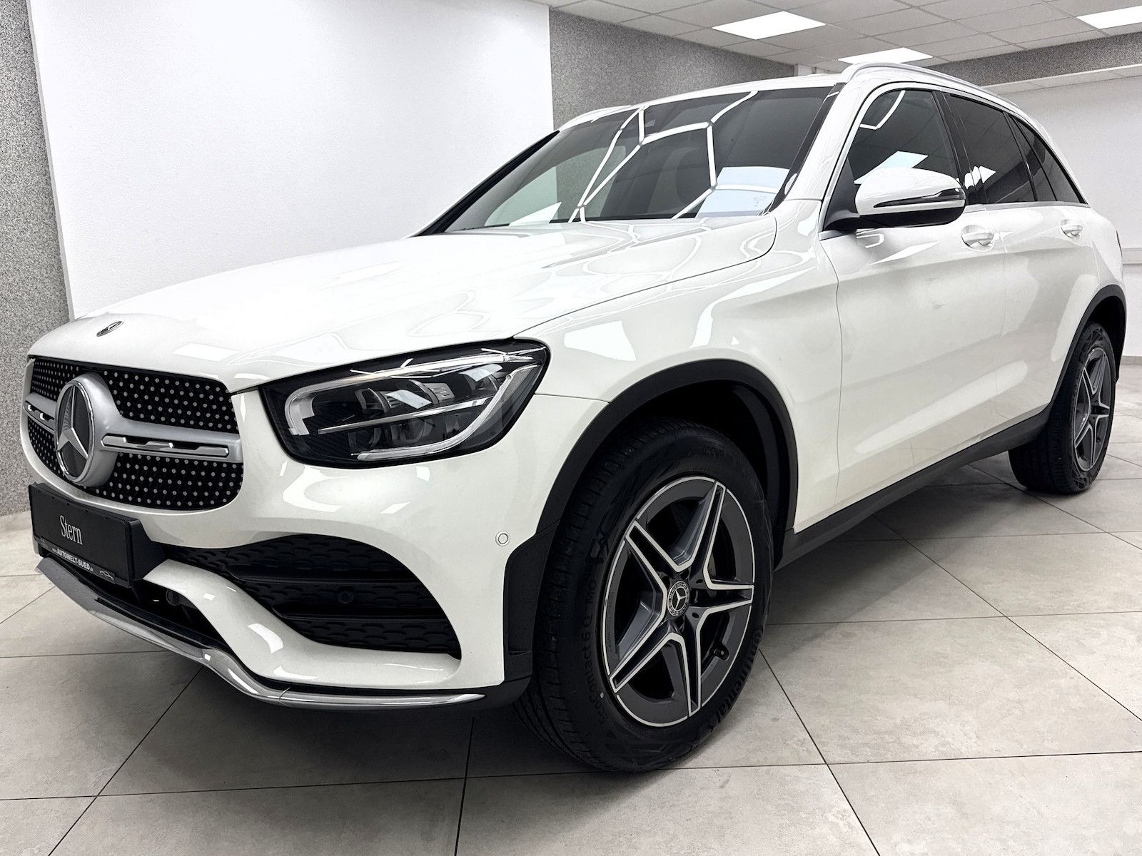 Mercedes-Benz GLC 300 de AMG Sport Navi Rcam AHK LED Apple Par imagem 2