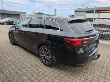 Toyota Avensis - 6