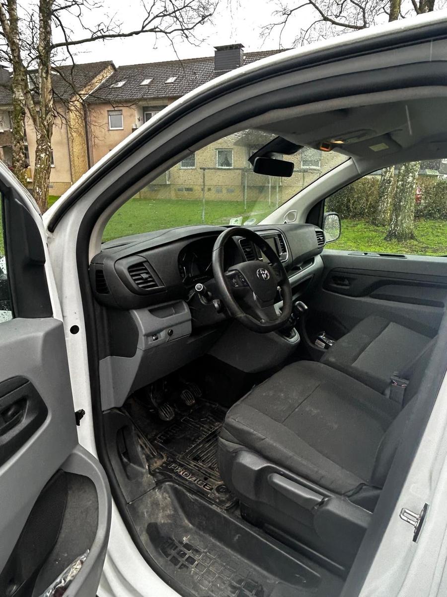 Toyota Proace L1 Kasten Meister  1.5-l-D-4D 88KW Kamera