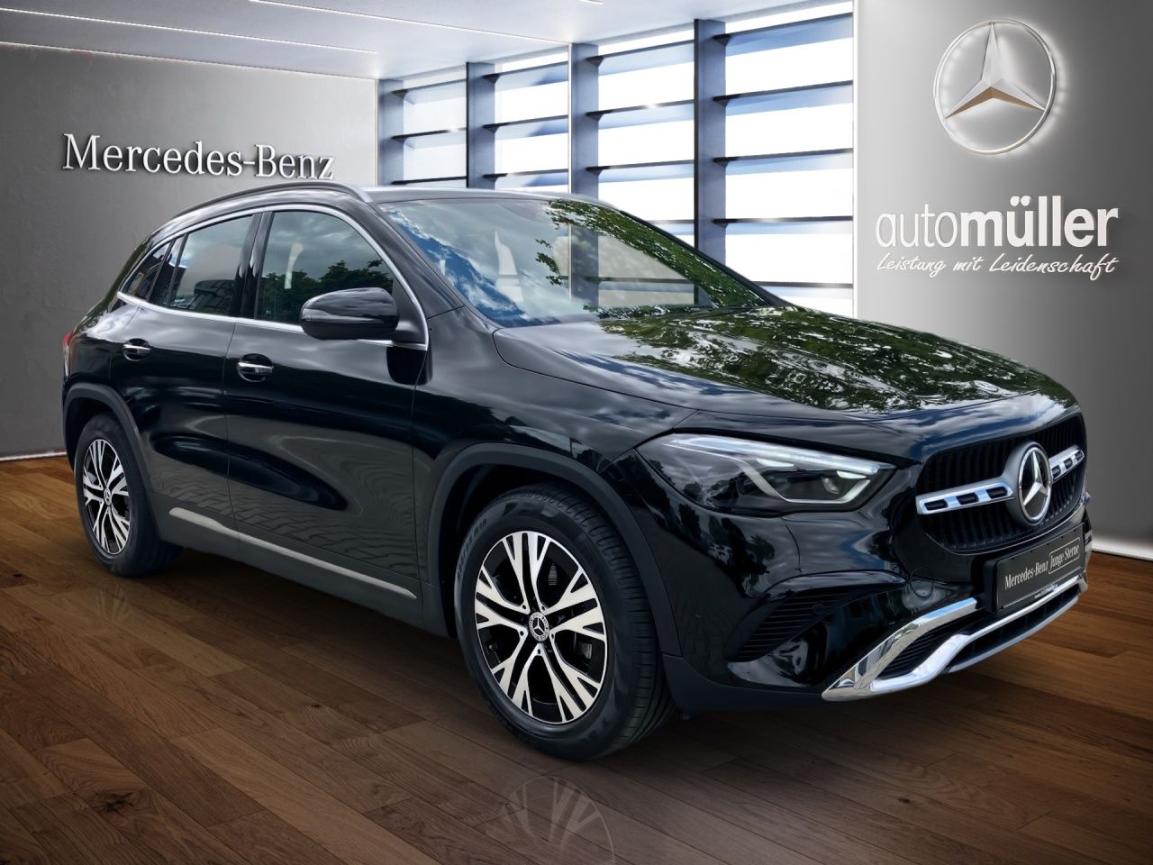 Fahrzeugabbildung Mercedes-Benz GLA 200 d AHK+MULTIBEAM+EL.HECKKL+KAMERA+SHZ+