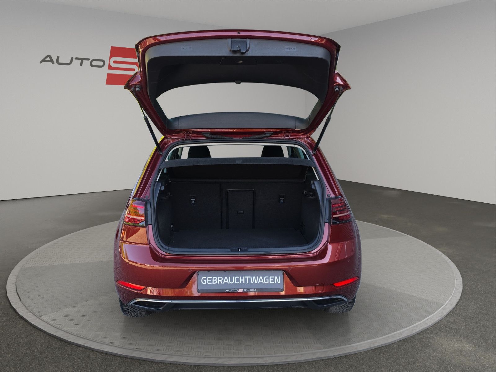 Fahrzeugabbildung Volkswagen Golf VII IQ.DRIVE Start-Stopp AUTOMATIK NAVI