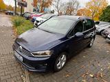 Volkswagen Golf Sportsvan VII Highline Autom AHK ACC 1Hand - gebrauchte Kleinbusse in Ludwigsburg