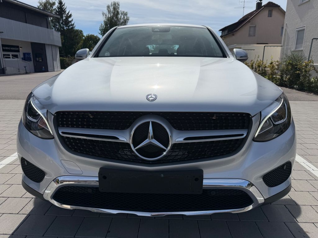 Image of Mercedes-Benz GLC 250