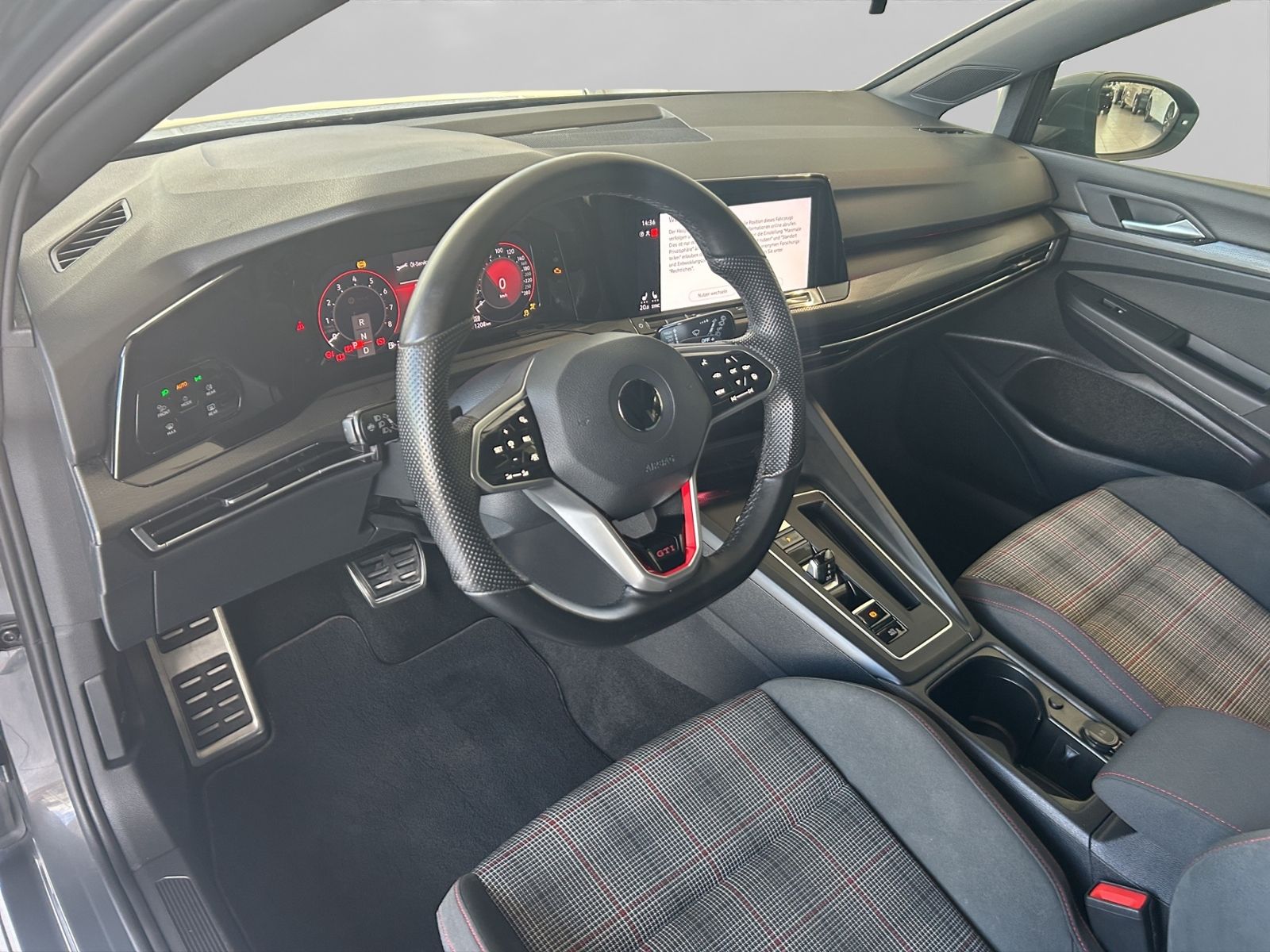 Volkswagen Golf VIII GTI 2.0 TSI +DSG+AHK+NAVI+LED+KLIMA+LM foto 11