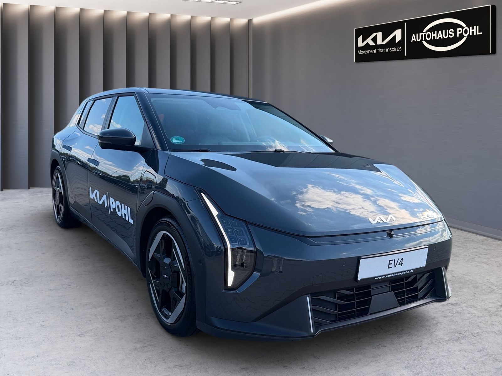 Fahrzeugabbildung Kia EV4 81 FWD EARTH UP TE WIC DWP DE SD