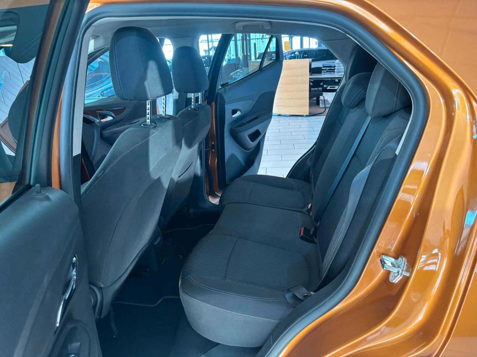 Fahrzeugabbildung Opel Mokka X ON 1.4T NAVI/SHZ/PDC/ALLWETTER/
