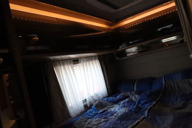 Fahrzeugabbildung Knaus Sun TI 650 MF FULL Plati. Edt. Klima AHK Backof.