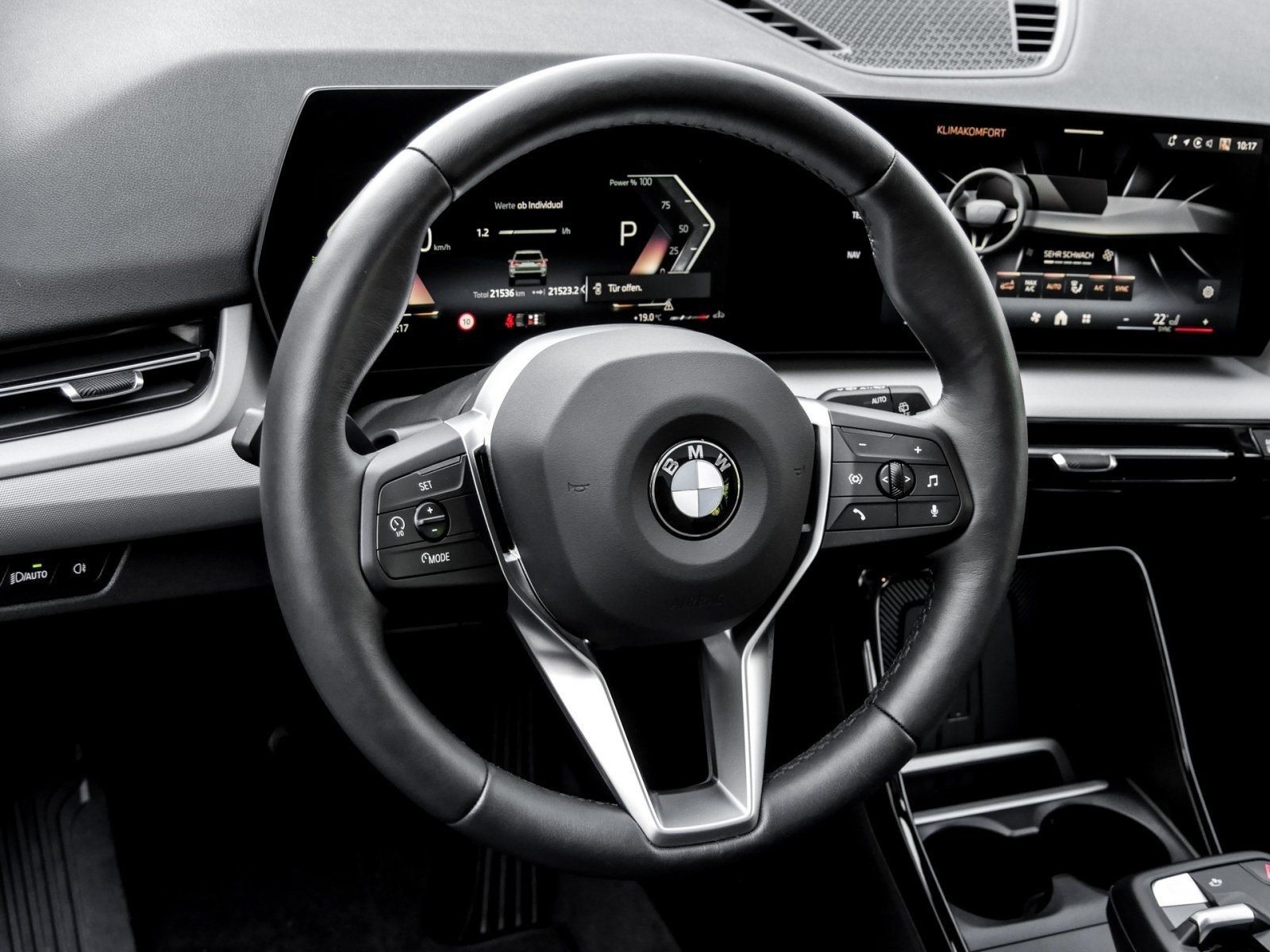 BMW X1 sDrive20d PANO H K ADAPT.LED DA PA foto 9