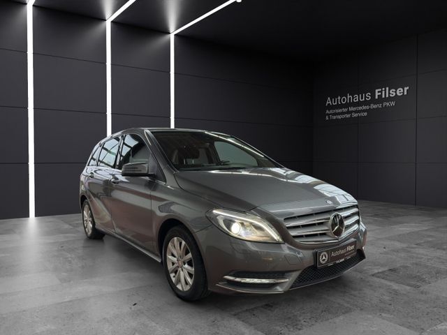 Mercedes-Benz B200*Bi-Xenon*Klima*AHK* Tempomat*Allwetterreife