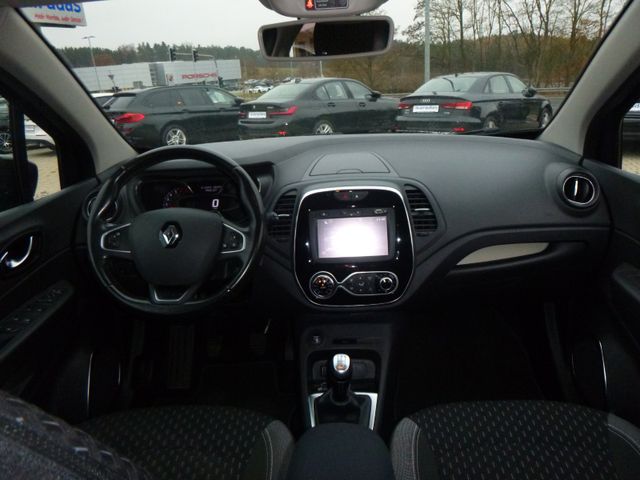Fahrzeugabbildung Renault Captur 0.9 TCe >AHK/LED Licht/NAV/KAM/PDC