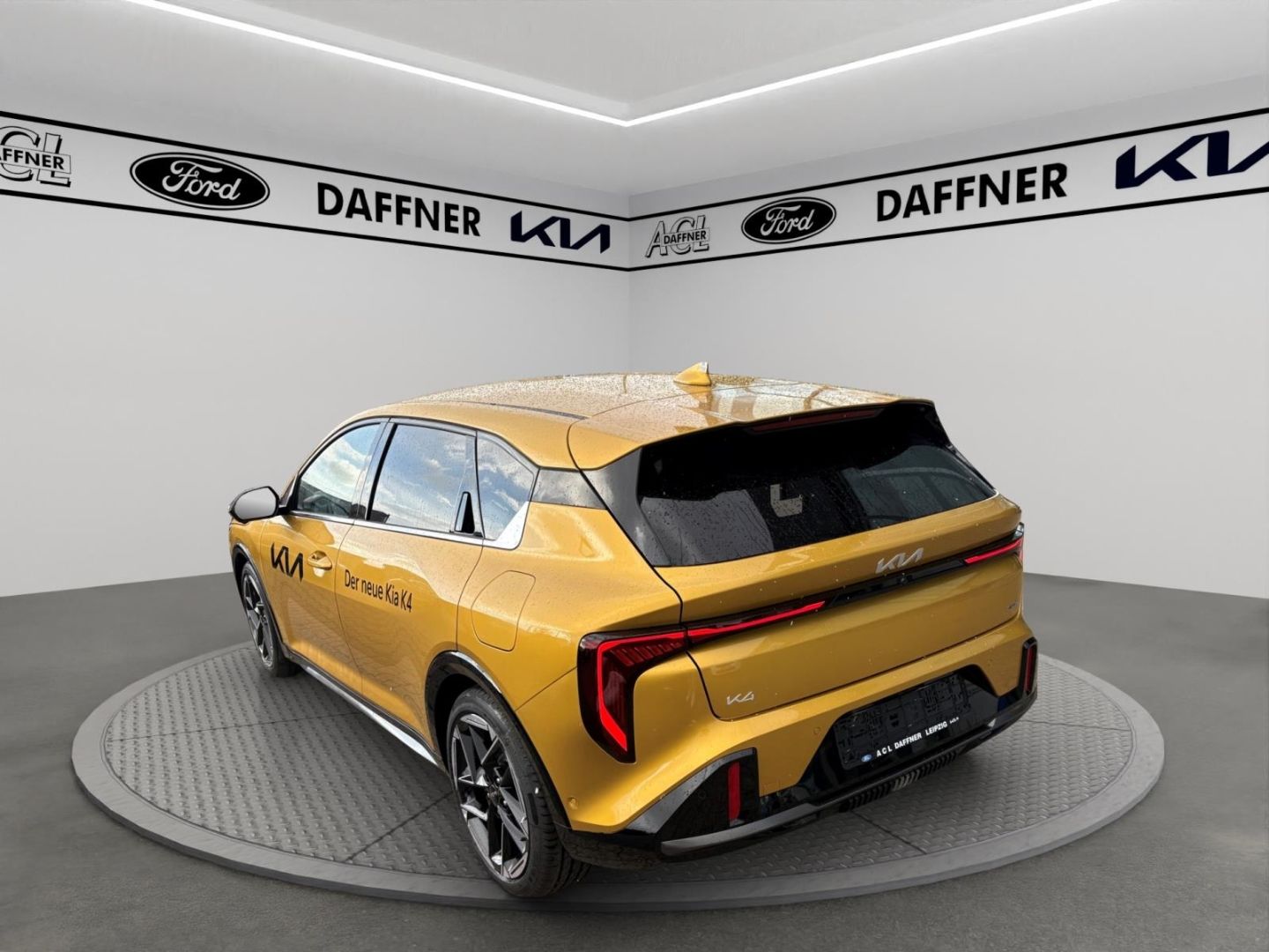 Fahrzeugabbildung Kia K4 1.6 T-GDI 132 kW GT-Line HUD HarmanKardon