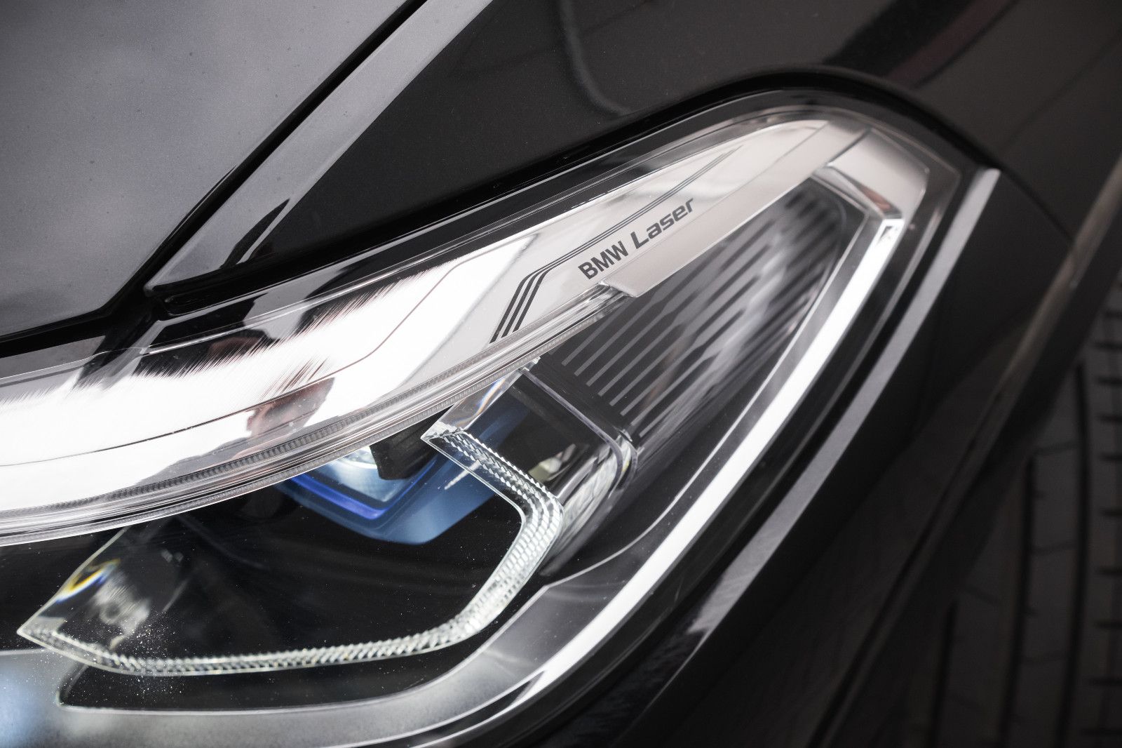 Fahrzeugabbildung BMW X5 M50i-Laser-Komfort-Sitze.Sitzbelüftung