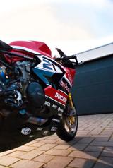 Ducati PANIGALE V2 RENNSTRECKENBIKE - DUCATI PANIGALE V2