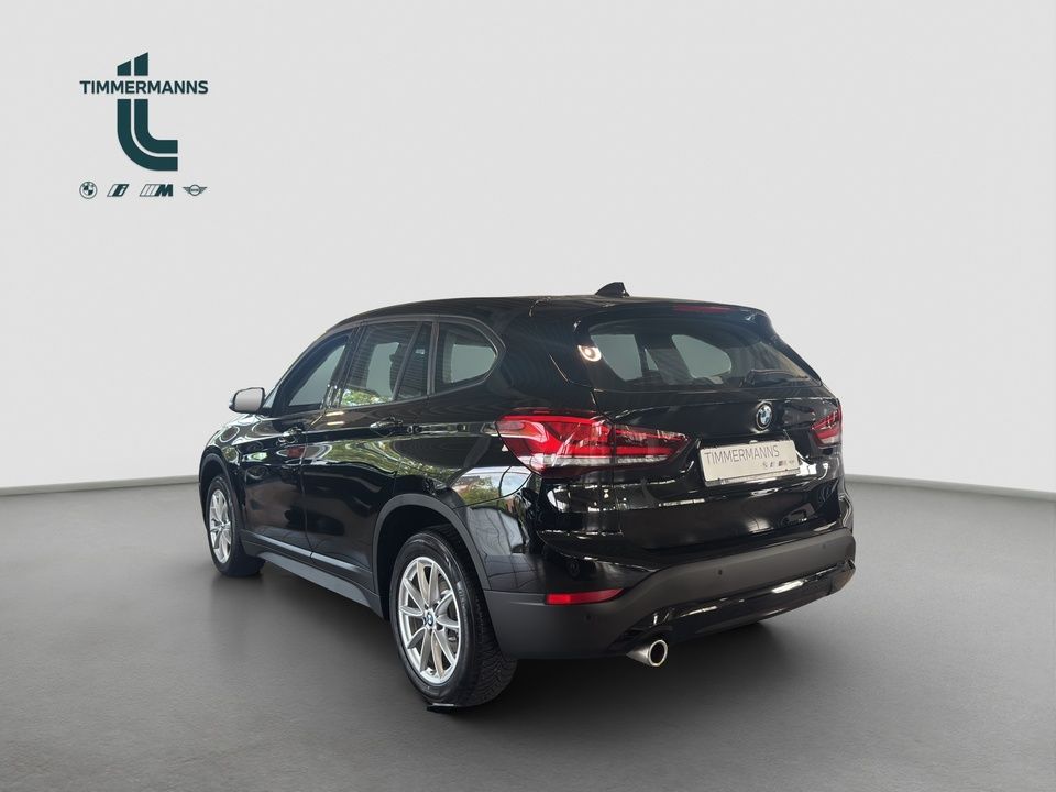 BMW X1 sDrive18i Advantage Aut LED Navi foto 4