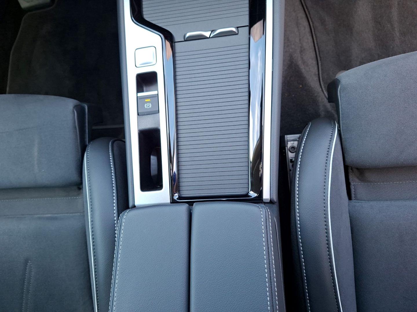 Passat Variant 2.0 TDI Elegance *AHK*Matrix*