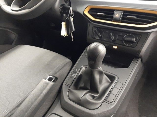 Fahrzeugabbildung Seat Ibiza Hola 1.0MPI LED PDC SHZ 15"Alu MFL 0,99%