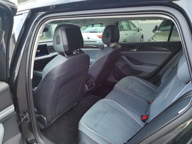 Passat 1.5 eTSI Business AHK+NAVI 7-Gang-DSG