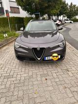 Alfa Romeo Stelvio Q4 - Alfa Romeo Giulietta von privat